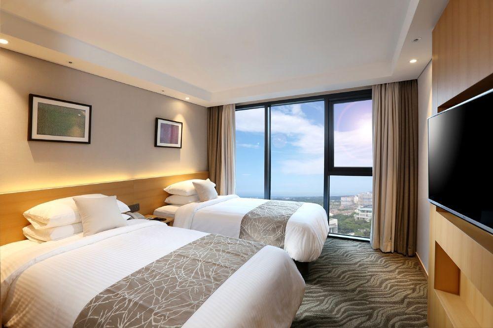 Seogwipo Js Hotel Экстерьер фото