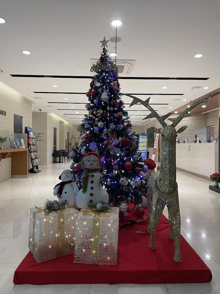 Seogwipo Js Hotel Экстерьер фото