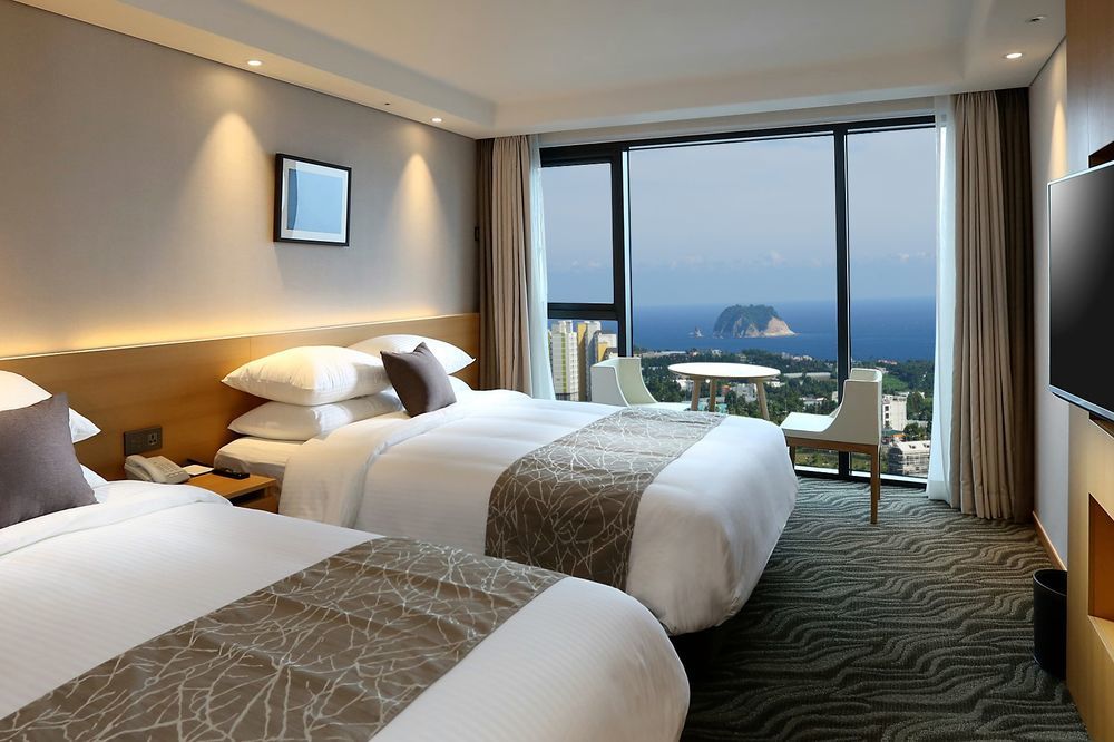 Seogwipo Js Hotel Экстерьер фото