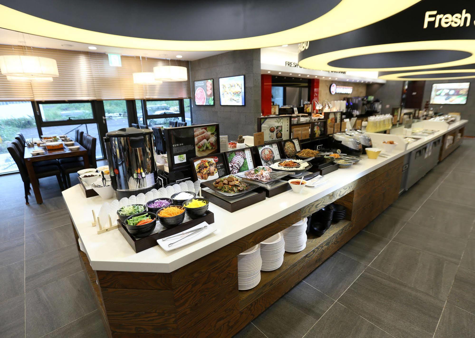 Seogwipo Js Hotel Экстерьер фото
